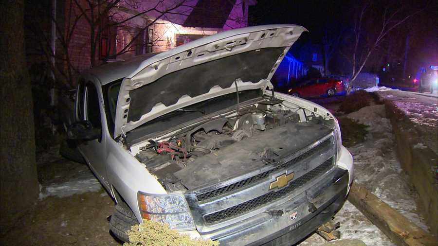 Photos Pickup crashes in front of Murrysville house