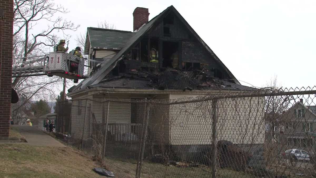 Photos: House fire in Uniontown