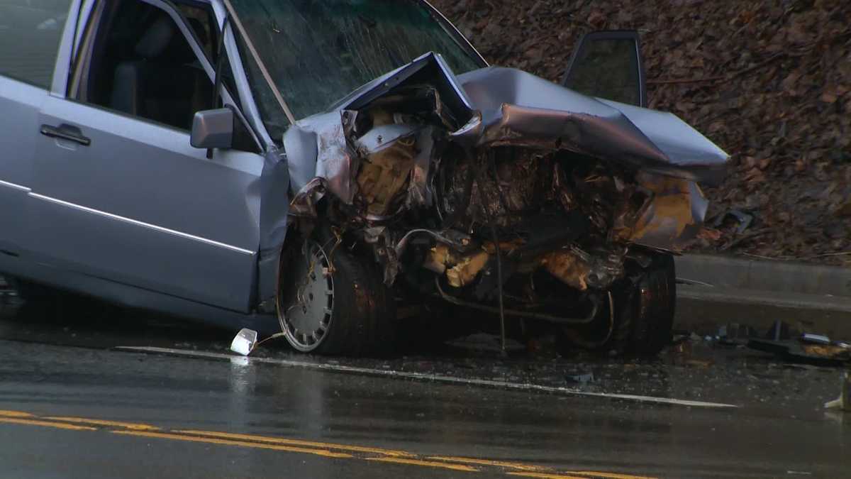 Photos Fatal 2car crash in White Oak