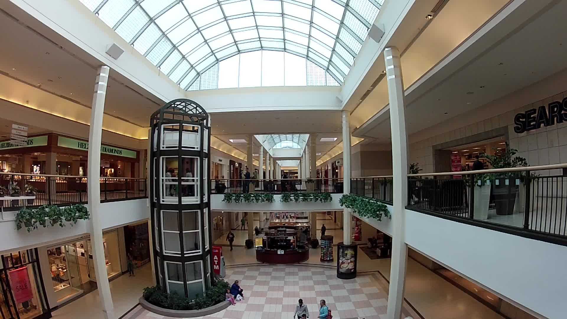 New stores open in South Hills Village mall