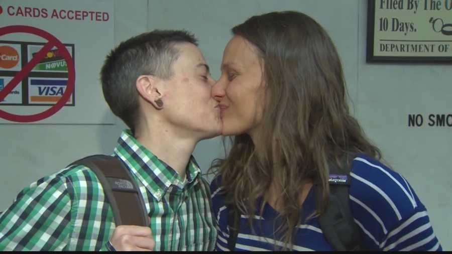 Same Sex Couples Line Up For Marriage Licenses In Pittsburgh 5301