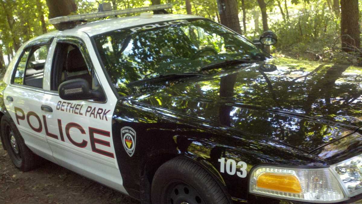 Motorcyclist killed in Bethel Park crash