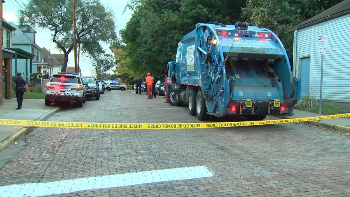 Crime scene photos Pittsburgh garbage collector slain