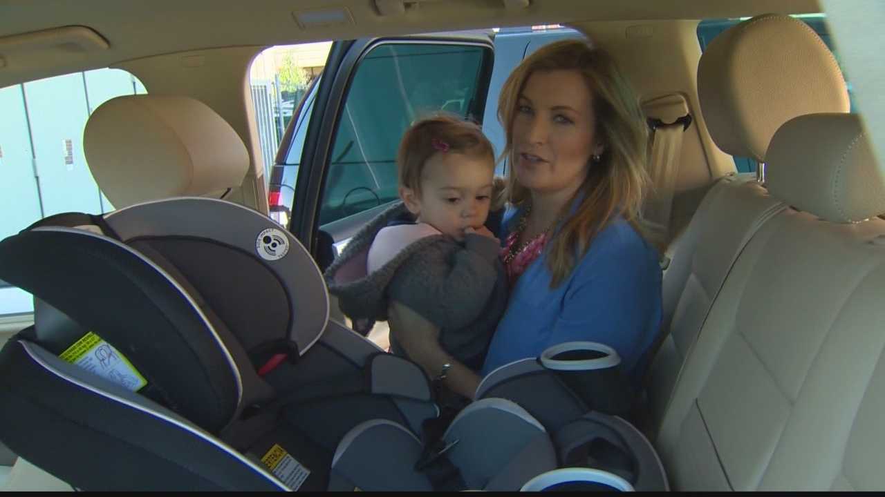 Car seat 2024 that alerts parents