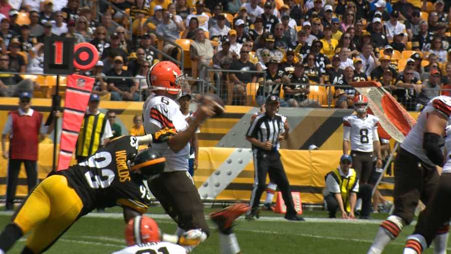 Pittsburgh Steelers linebacker Jason Worilds (93) in the fourth