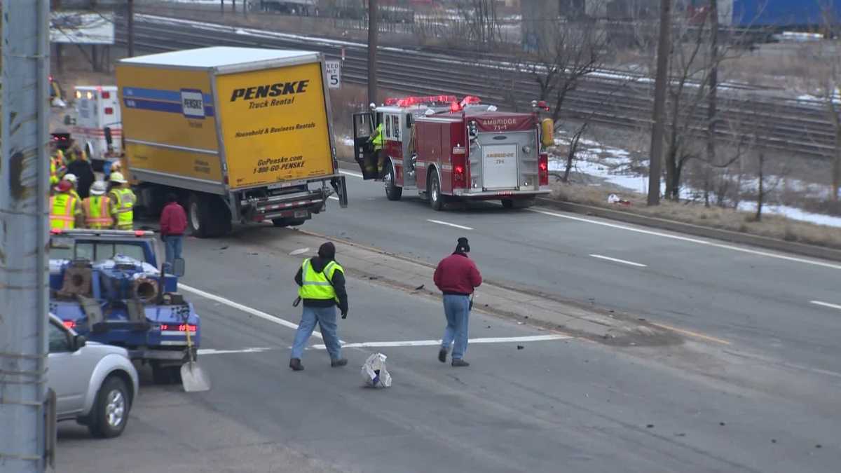 Woman dies in Route 65 crash in Ambridge