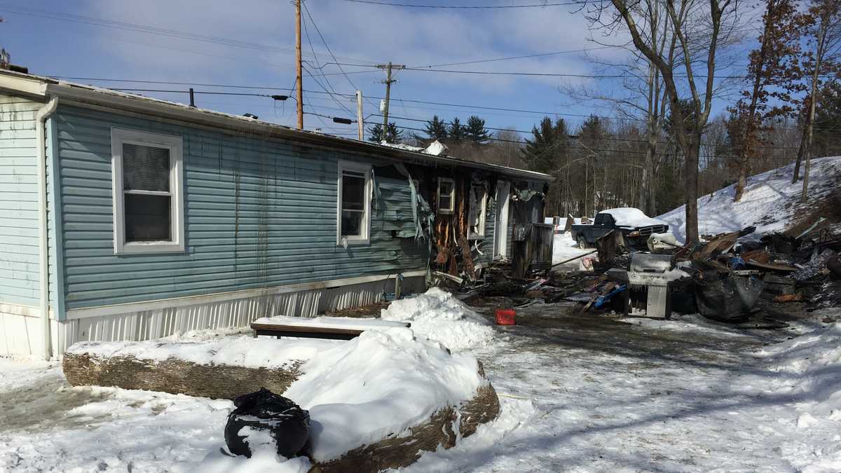 No injures in morning mobile home fire