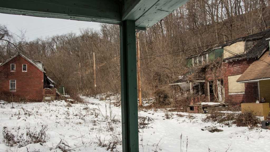 Photos Flames tear through row of abandoned Clairton houses