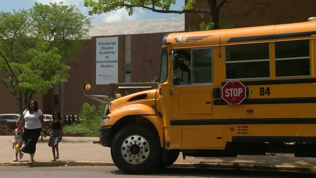 Woman shoots pepper spray at kids on Pittsburgh school bus