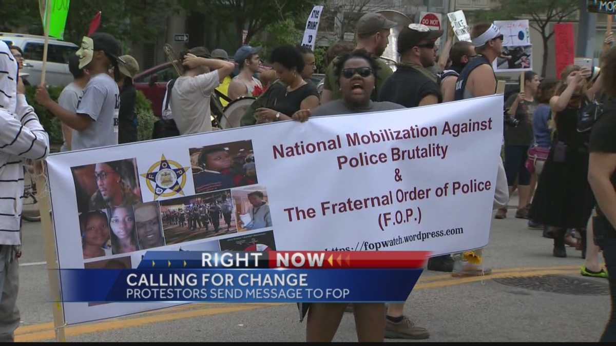 Marchers protest FOP convention on Ferguson anniversary