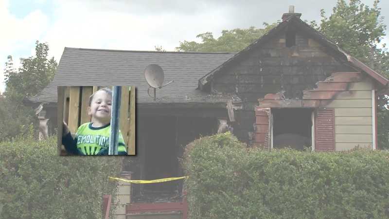 Boy, 3, follows dad back into house after rescue, dies in fire
