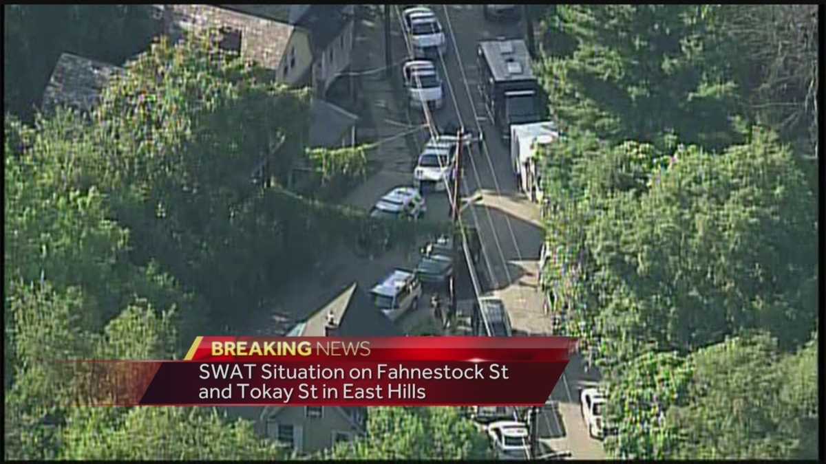 4 questioned after man killed in Pittsburgh's East Hills