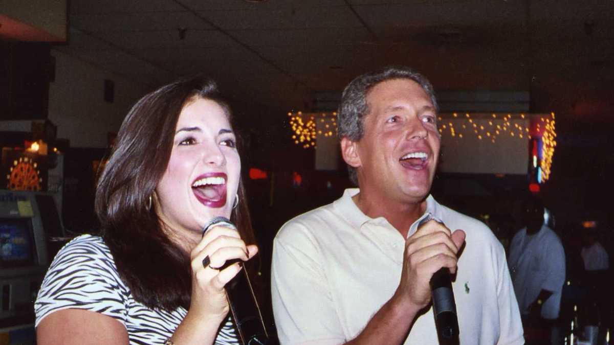 photos-mike-clark-celebrates-20-years-at-wtae