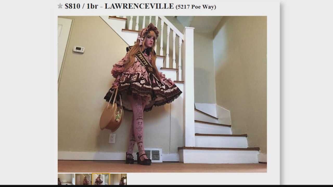 Https Wwwwtaecom Article Lolita Goth Woman In Bizarre Apartment Ad Photos 7473328