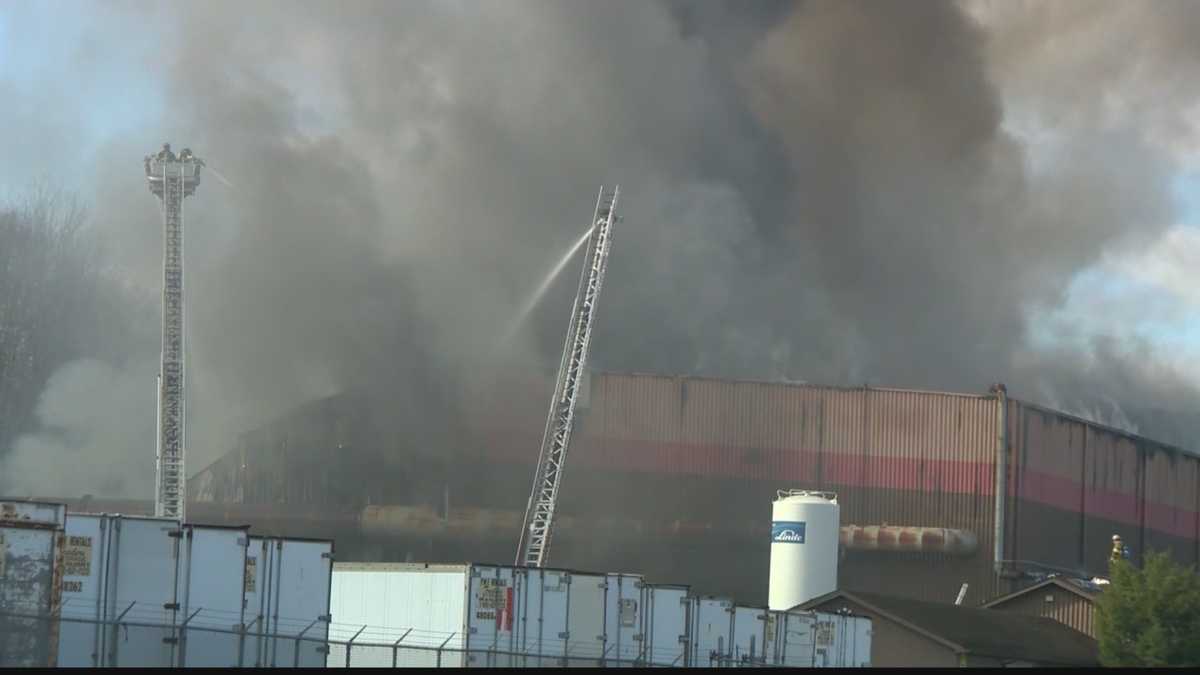 Fire burns through industrial plant in Ellwood City