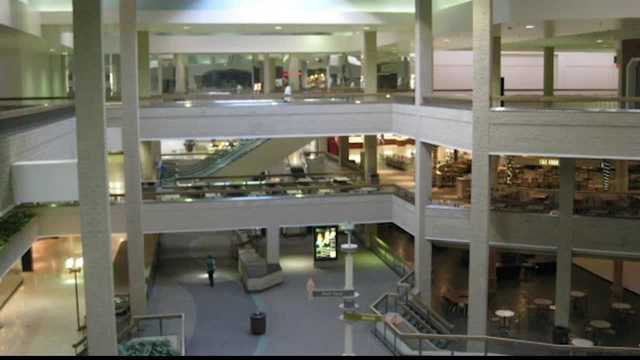 Century III Mall - mall in Pittsburgh, Pennsylvania, USA 