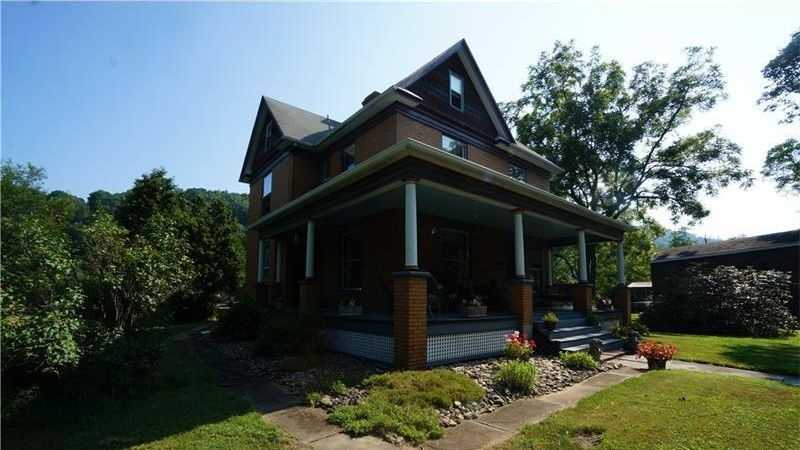 This house, featured on realtor.com, was used as the home of Buffalo Bill in the movie "The Silence of the Lambs."