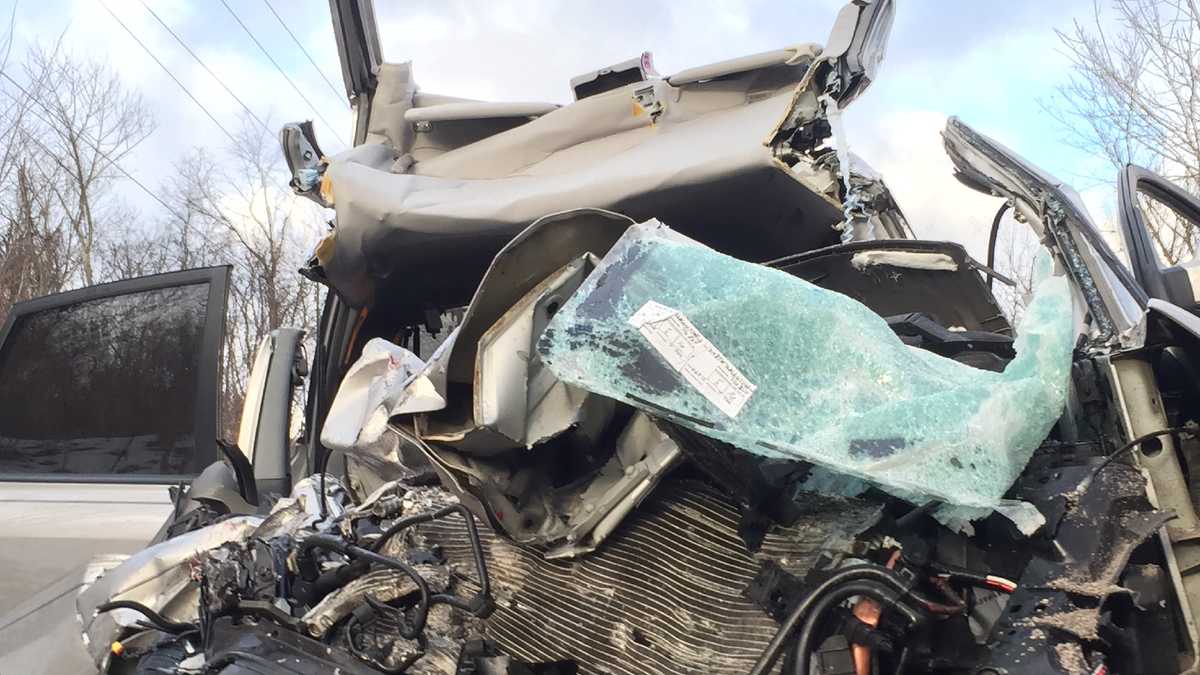 Photos Violent Murrysville crash sends 3 to hospital