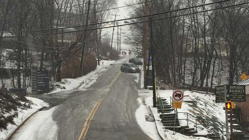 Slick road conditions lead to crashes as rain-snow mix hits Pittsburgh area