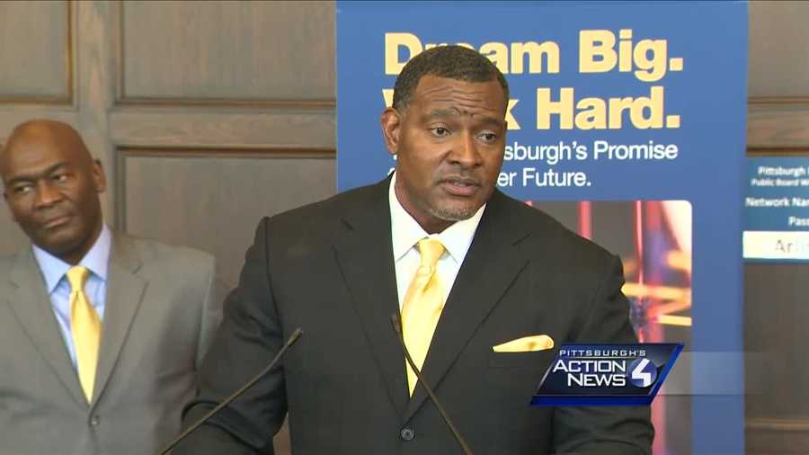 Anthony Hamlet, an administrator in the Palm Beach County School District in Florida, has been chosen as the new leader of the Pittsburgh Public Schools.