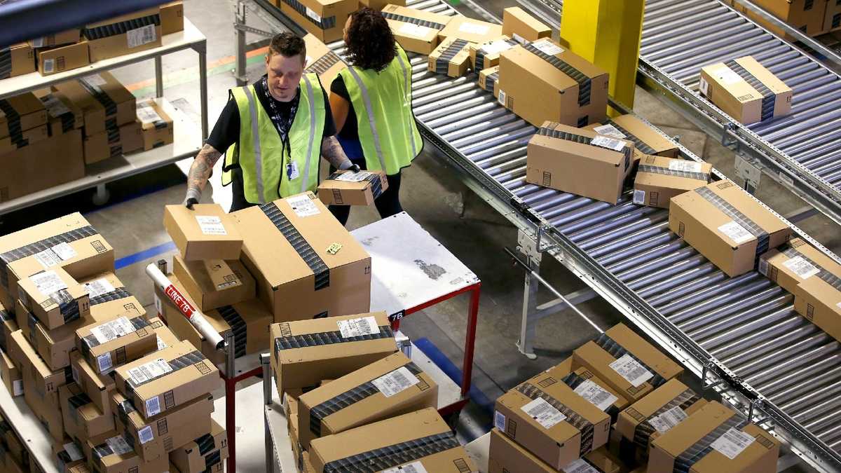 Amazon hiring in Pittsburgh as it adds 120,000 workers to meet holiday