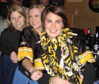 Chicks Dig Football: Pittsburgh Leads U.S. In Female Fans
