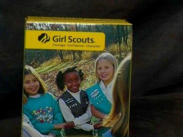 How many calories in girl scout thin mints