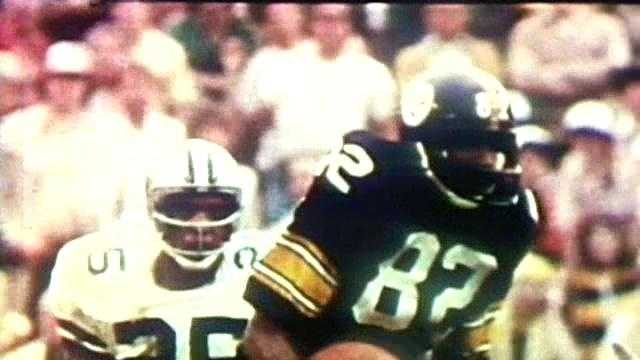 Pittsburgh Steelers hall of famers John Stallworth, right, and