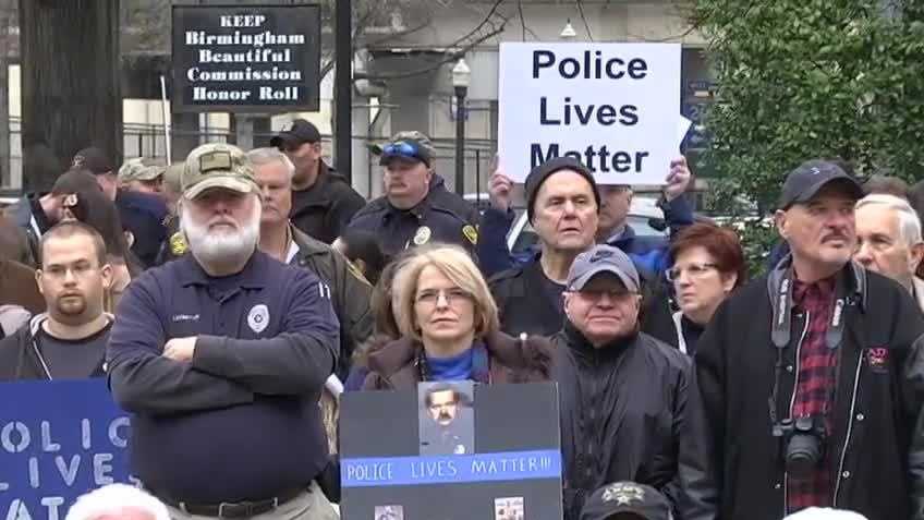 Hundreds in Birmingham gathered to show their support for officers in a Police Lives Matter rally.