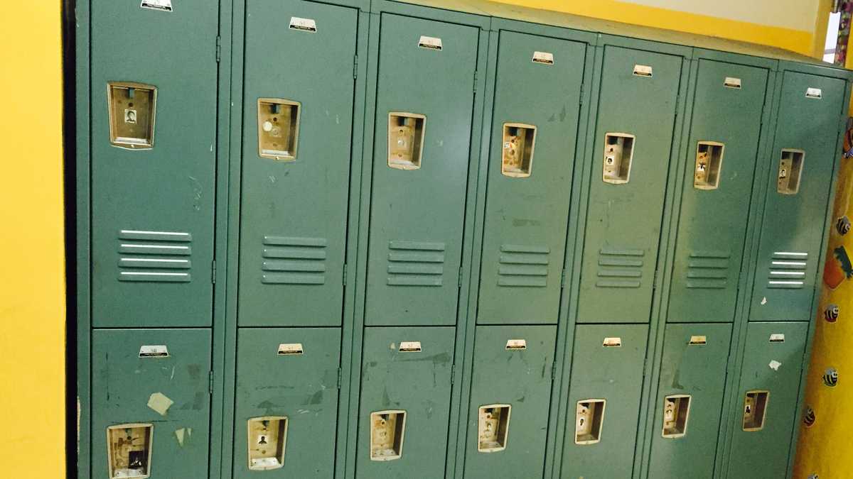 Lockers fall on Birmingham kindergartner