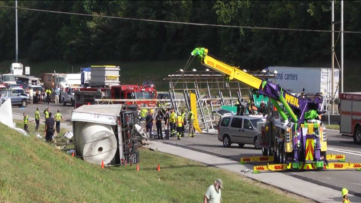 Fatal wreck closes I20/59 SB at Arkadelphia Road
