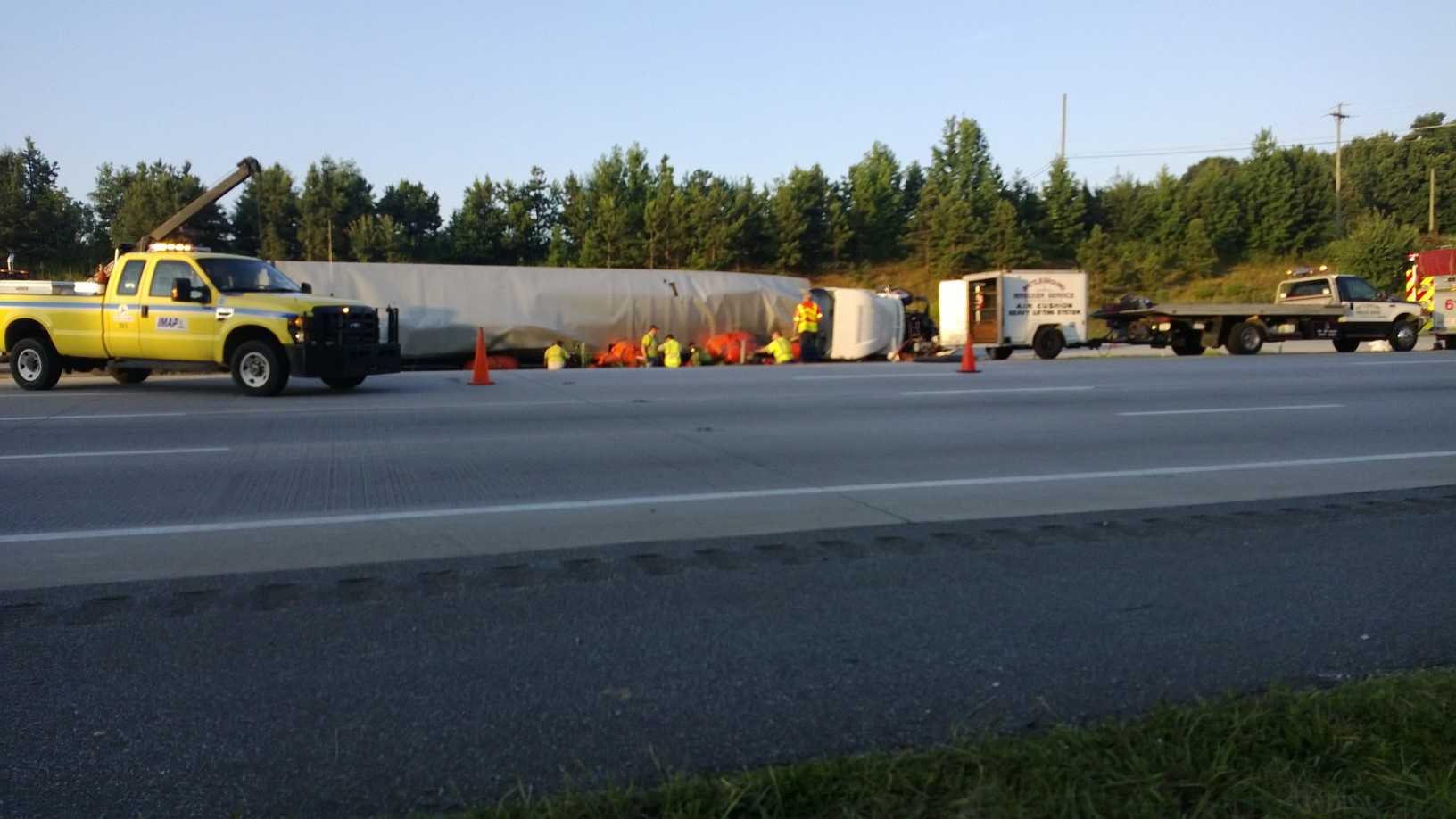 Overturned Tractor-trailer Closes I-85 Lanes