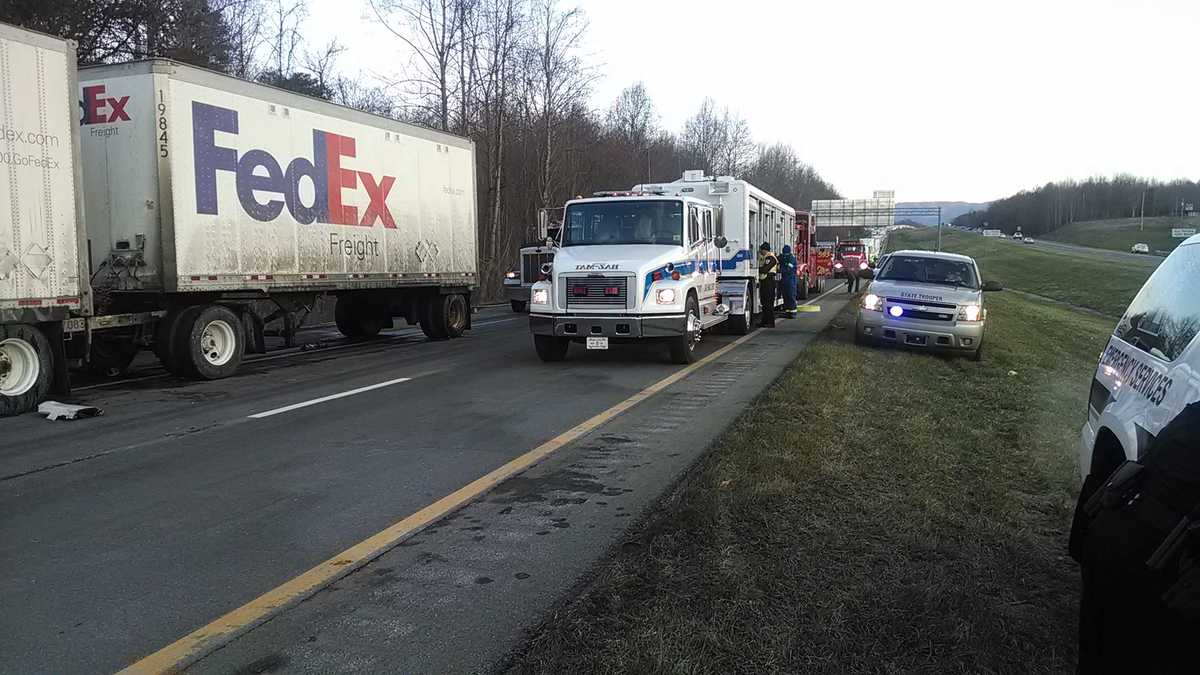 Images I77 crash in Surry County