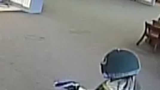 Man sought in Eden armed bank robbery