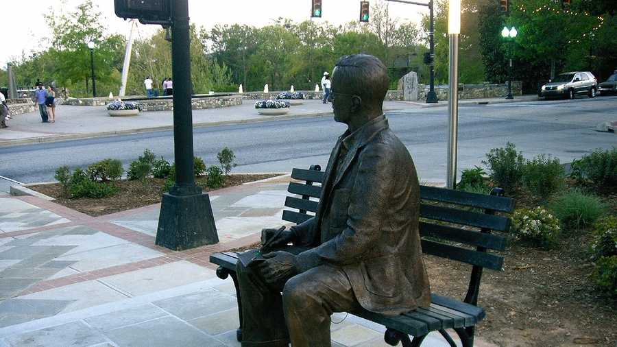 97yearold Greenvilleborn inventor/educator wins award