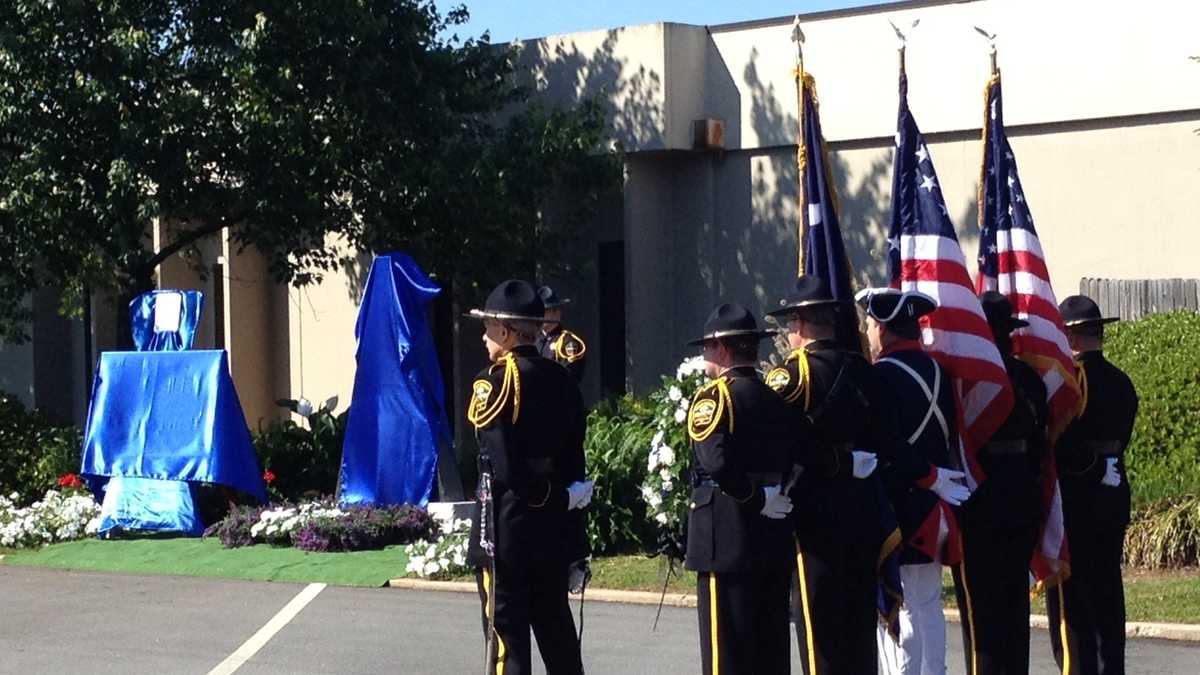 Pictures: Fallen deputy memorial