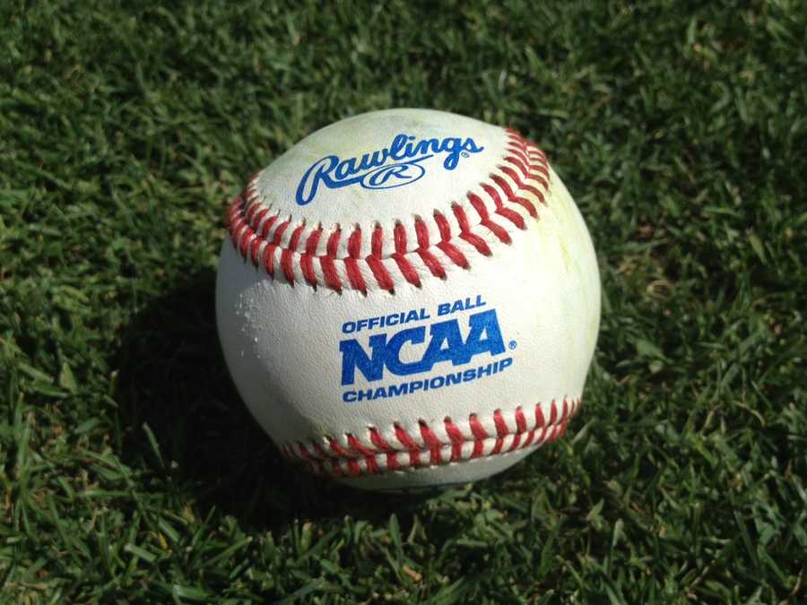 Pictures: NCAA Baseball Super Regionals