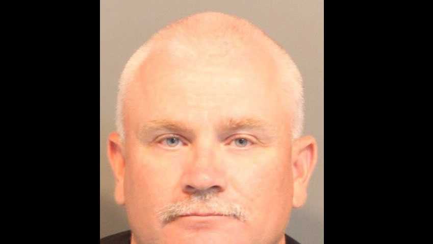 Deputies: Man sets own house on fire