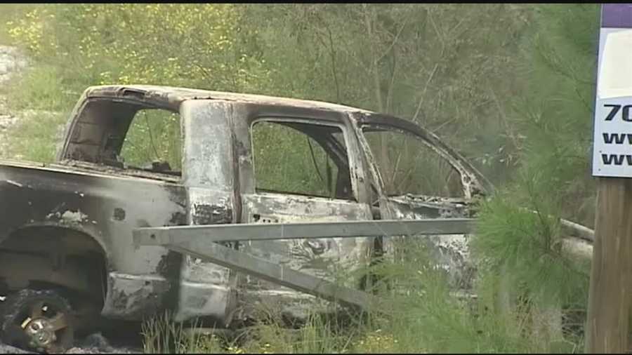 Elbert County deputies find a body in a burned out truck