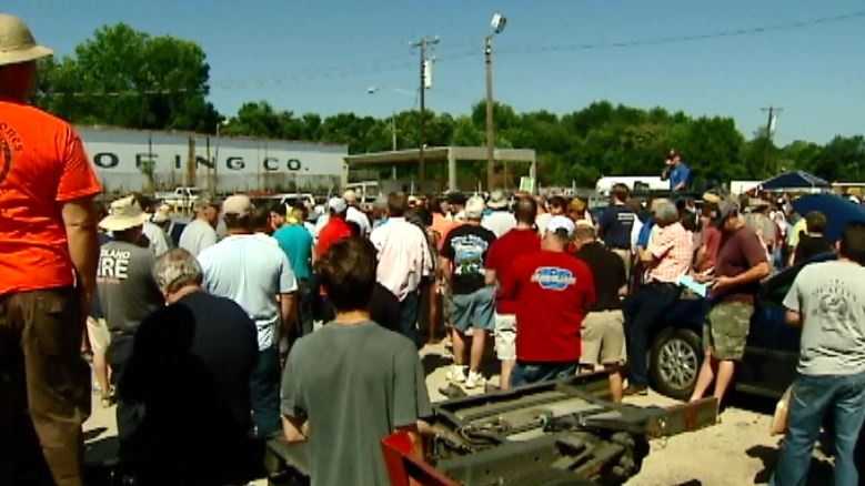 Thousands show up for the Greenville County surplus sale.