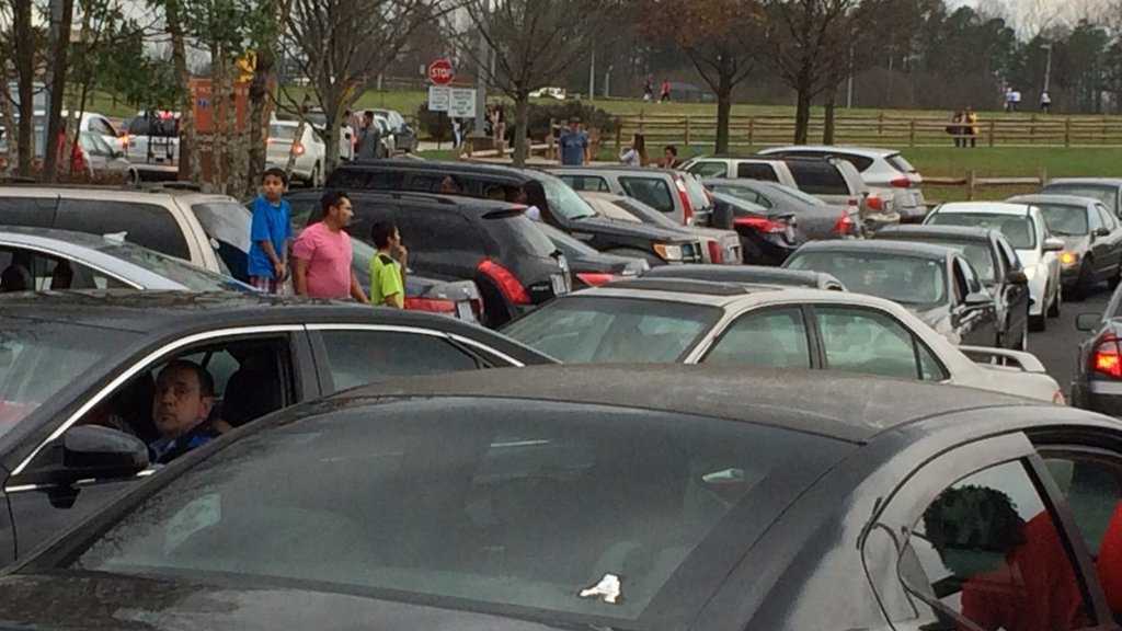 Source Gunman shot and killed at Northlake Mall