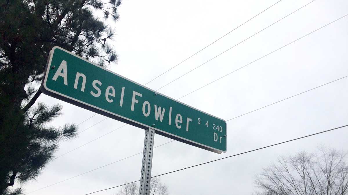 Upstate teen taken to burn center after firework malfunctions