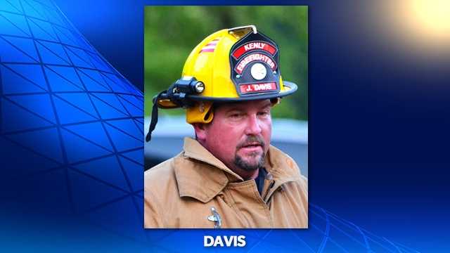 NC firefighter dies after helping car crash victims