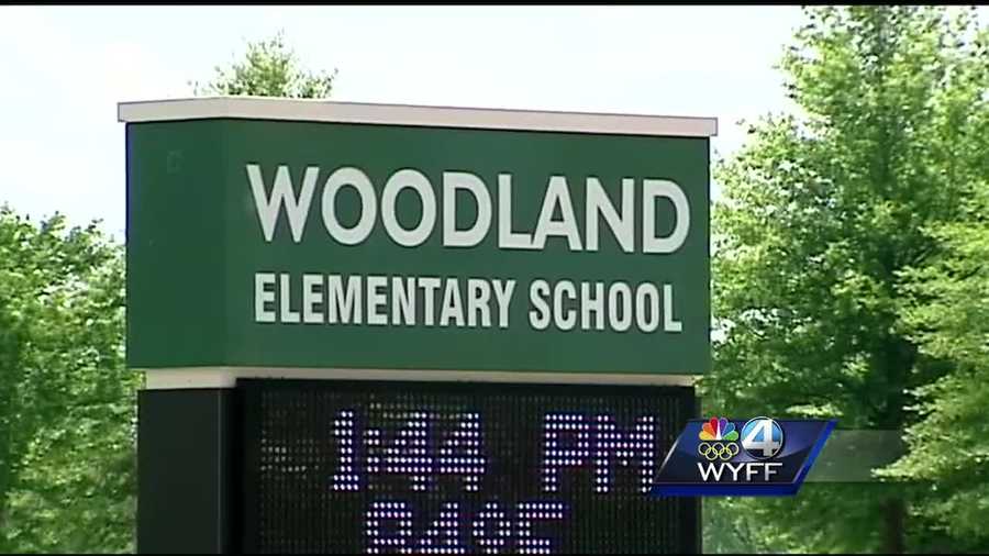 GCS says a chaperone on a Woodland Elementary School field trip is a registered sex offender.