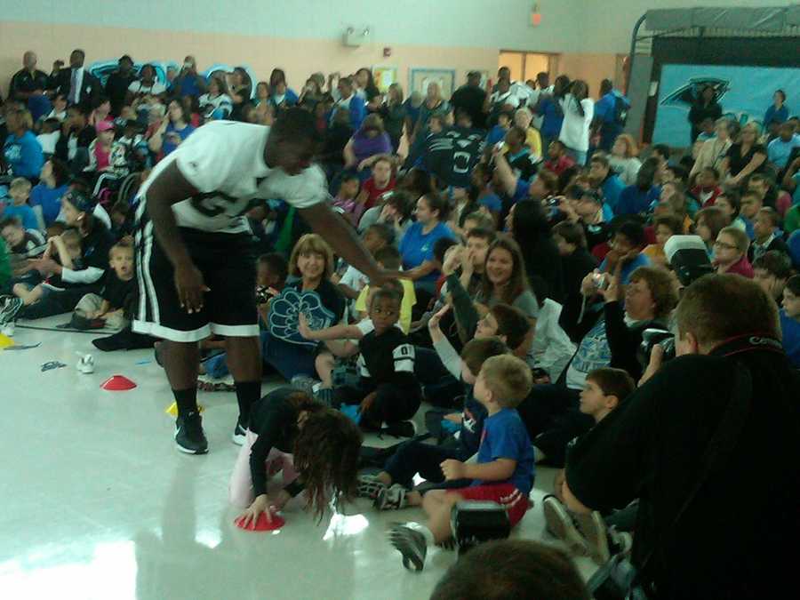 Carolina Panthers' Sir Purr surprises Walkertown Elementary students