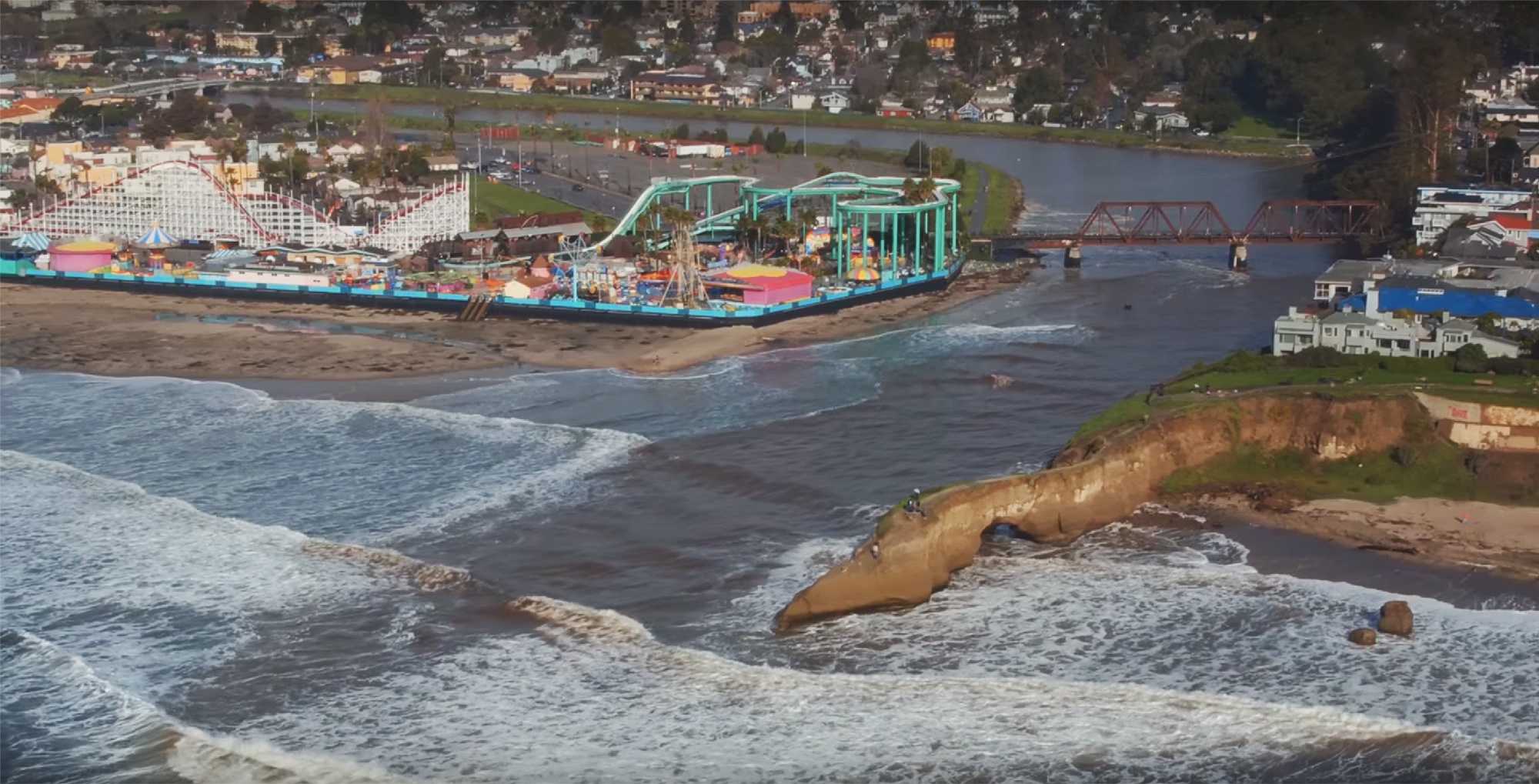 WATCH King tide surges up Santa Cruz river