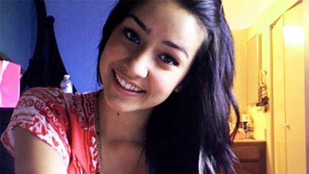 On March 16, 2012, Sierra LaMar never caught her morning bus ride to school. Her cellphone and handbag with clothes folded inside were found on March 17 and 18 on the side of a road two miles from her house.