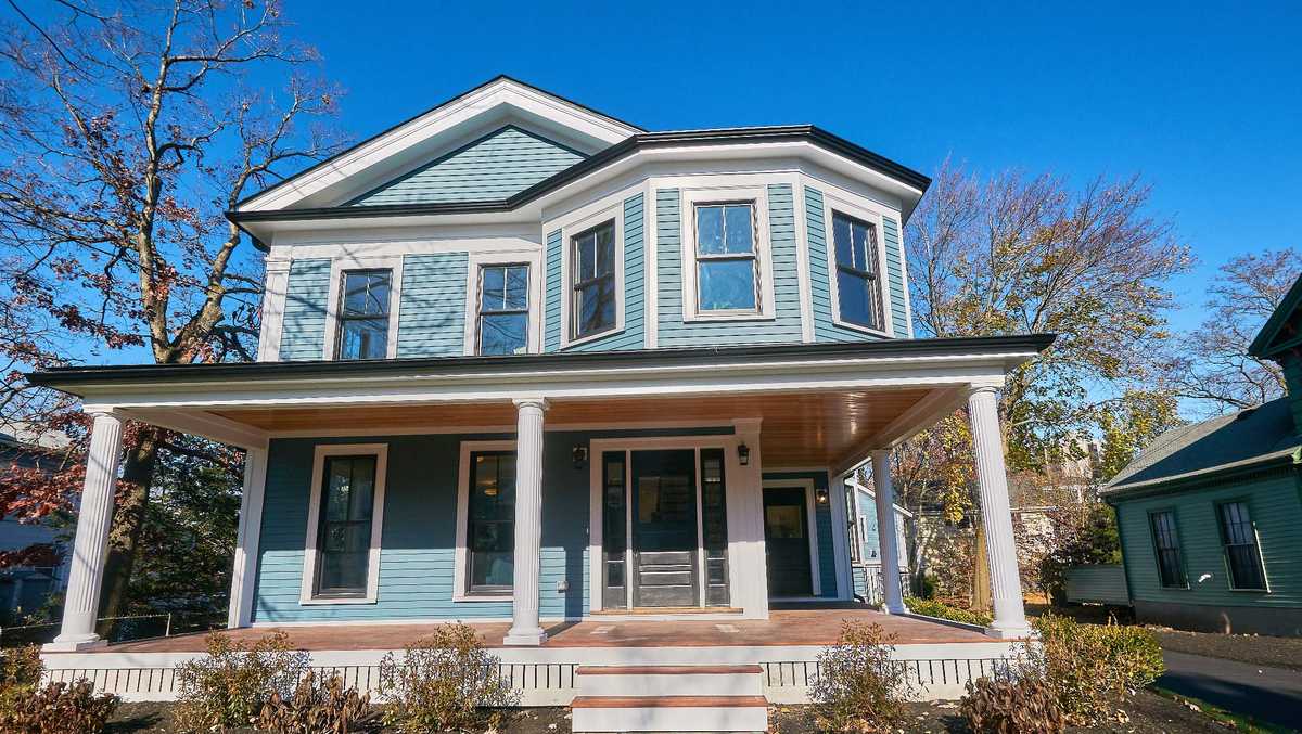 Luxurious townhouse on market in Newton for $1.62M