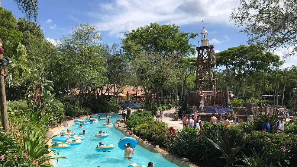 top-10-indoor-water-parks-in-the-u-s-budget-travel