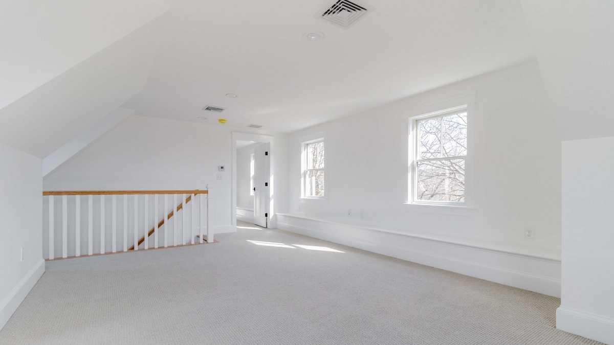 Lightfilled home on market in ManchesterbytheSea for 1.1M